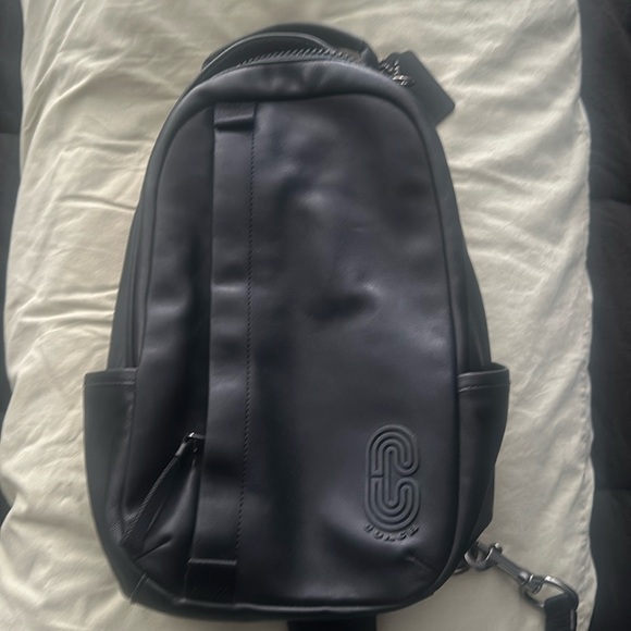 Coach sling bag - Picture 1 of 3